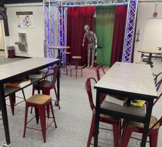 Job Fontana High School Attraction US_1